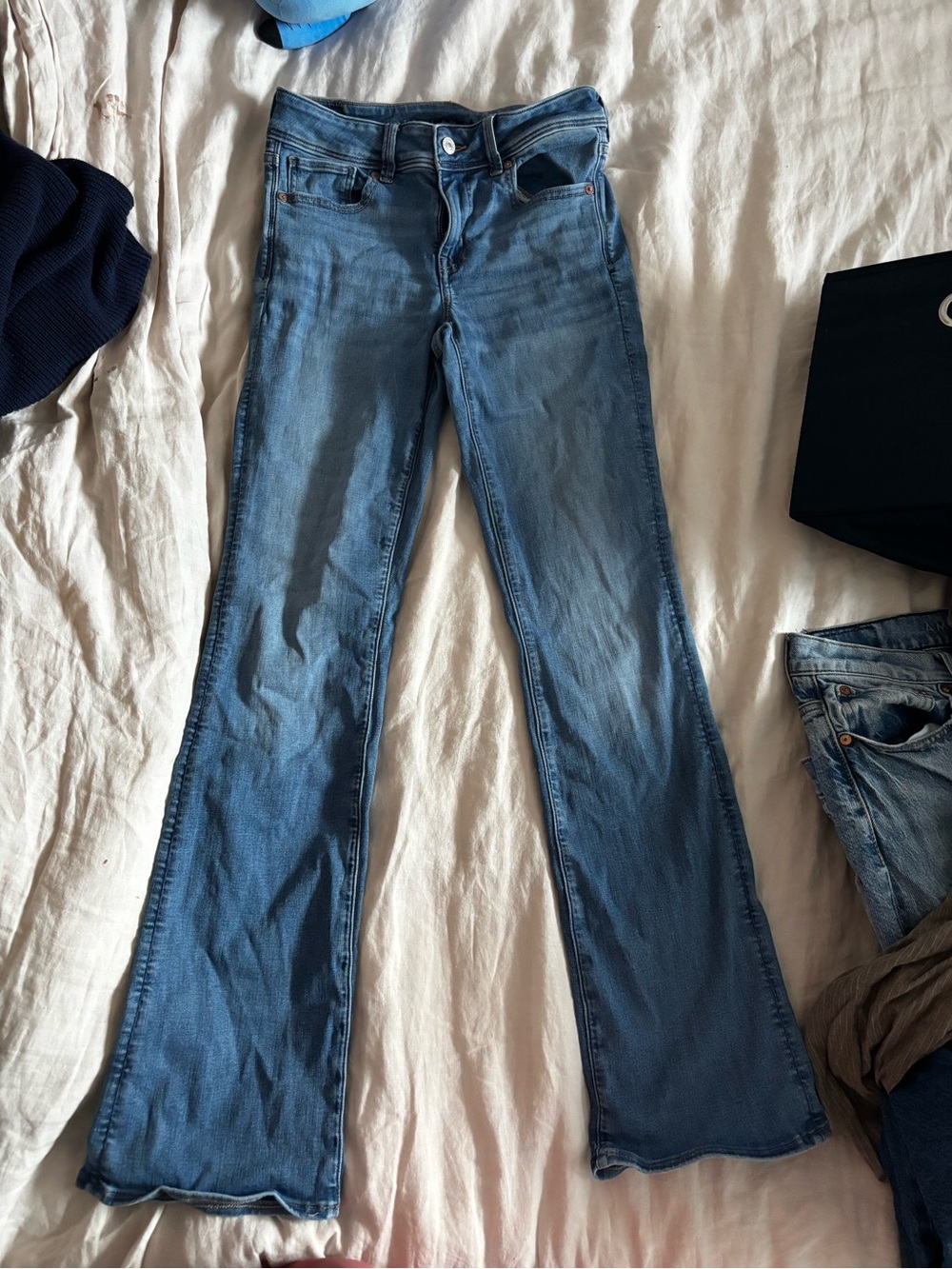 American Eagle Outfitters Medium Blue Flare Jeans
